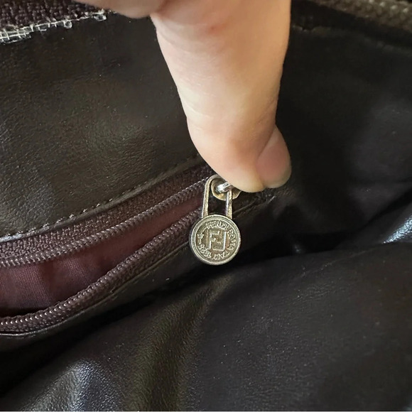 VTG FENDI 80s Purse - Picture 9 of 11